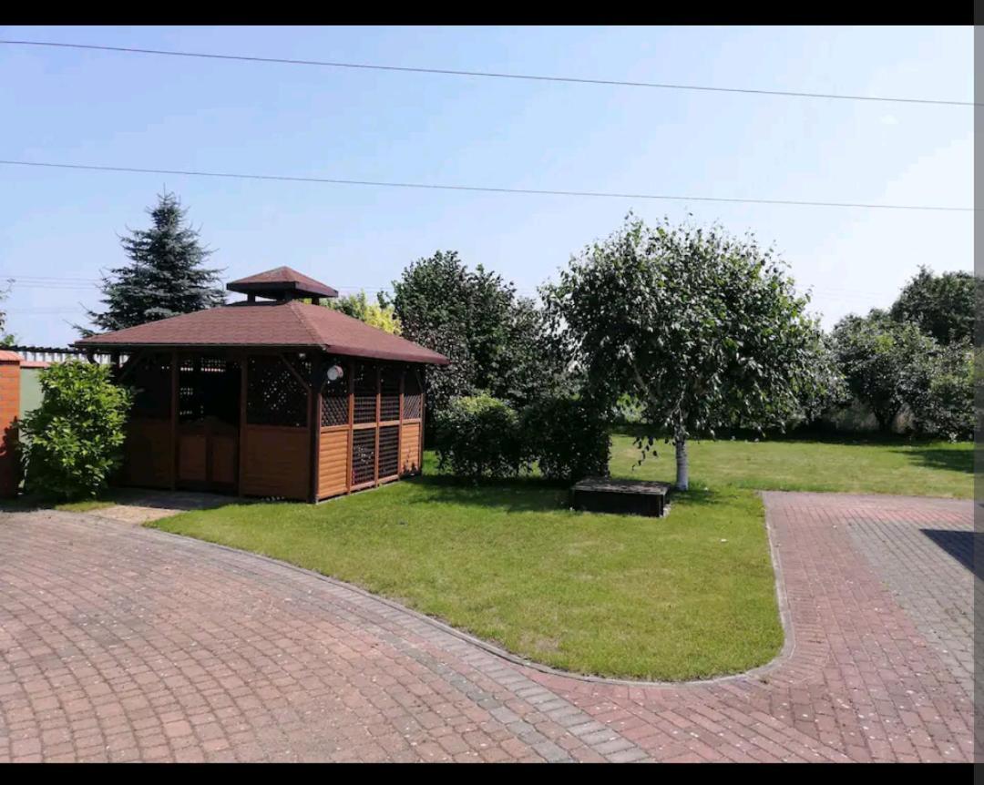 Apartament w domu z kominkiem i ogrodem Reda Zewnętrze zdjęcie
